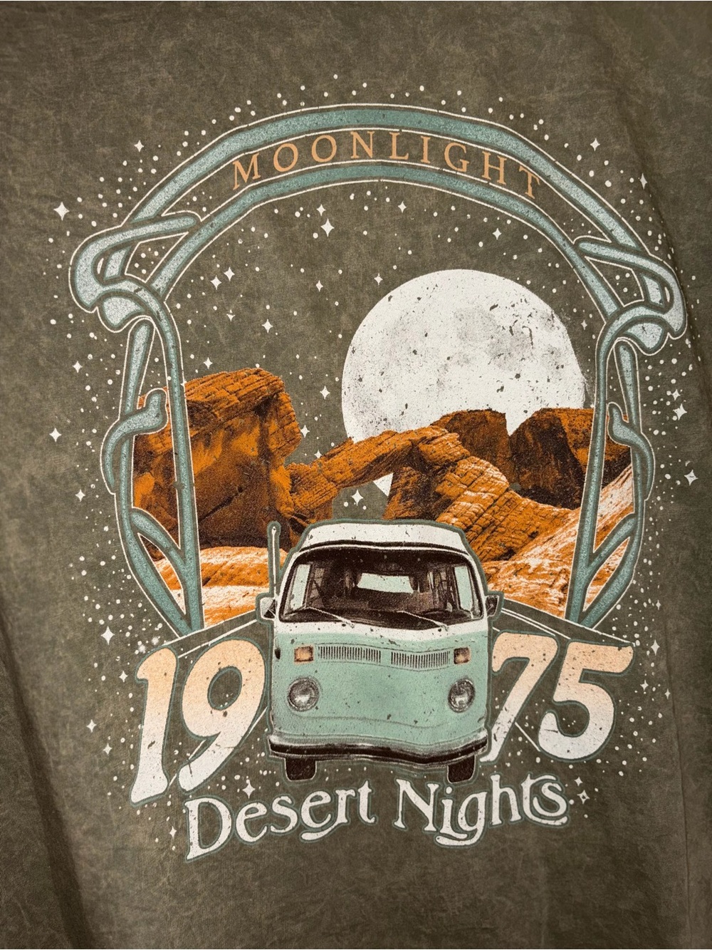 NWT Originality "Desert🏜️Nights Graphic T-Shirt👕" 💯% Cotton🙌🏻 Washed Olive🫒Large - Picture 5 of 9